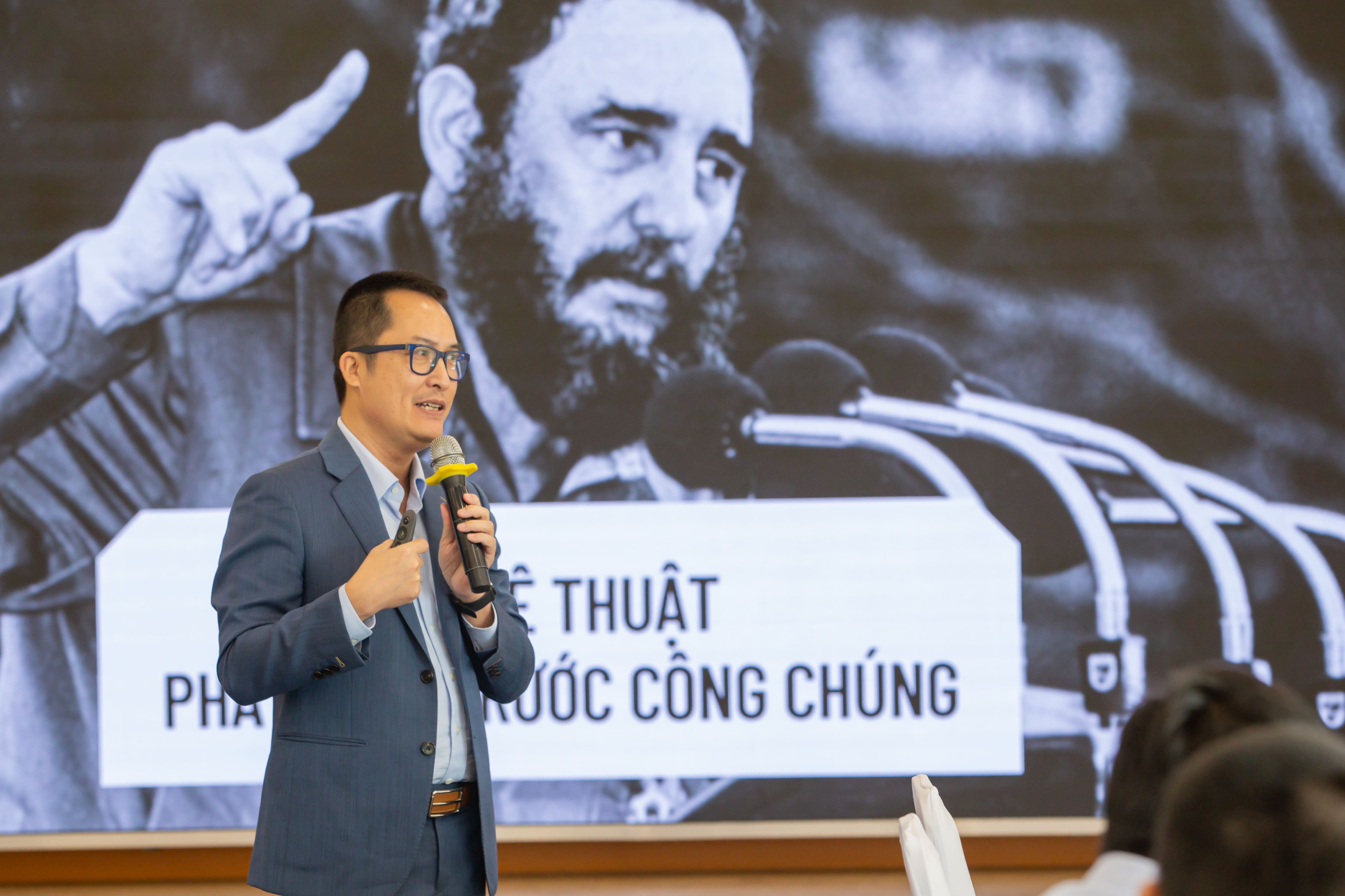 NGHỆ THUẬT PHÁT BIỂU TRƯỚC CÔNG CHÚNG – PUBLIC SPEAKING
