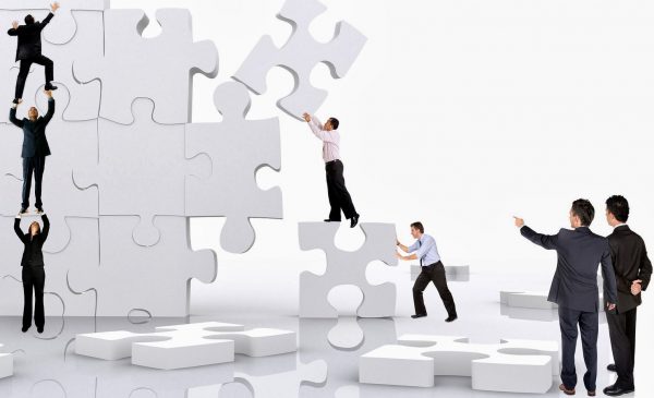 Tái cấu trúc BU: Vấn đề là con người hay là mô hình?